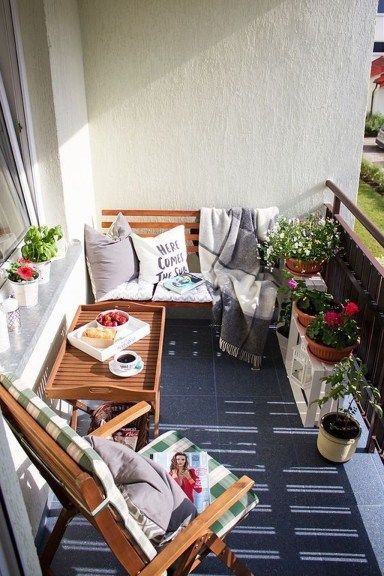 45 Splendid Small Apartment Balcony Decorating Ideas -   19 planting balcony ideas