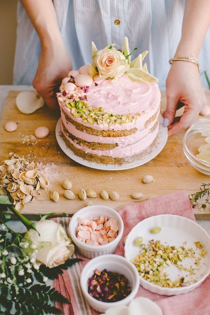White Chocolate Spiced Cake with Rosewater Cream Cheese and Pistachios -   10 pretty cake Beautiful ideas