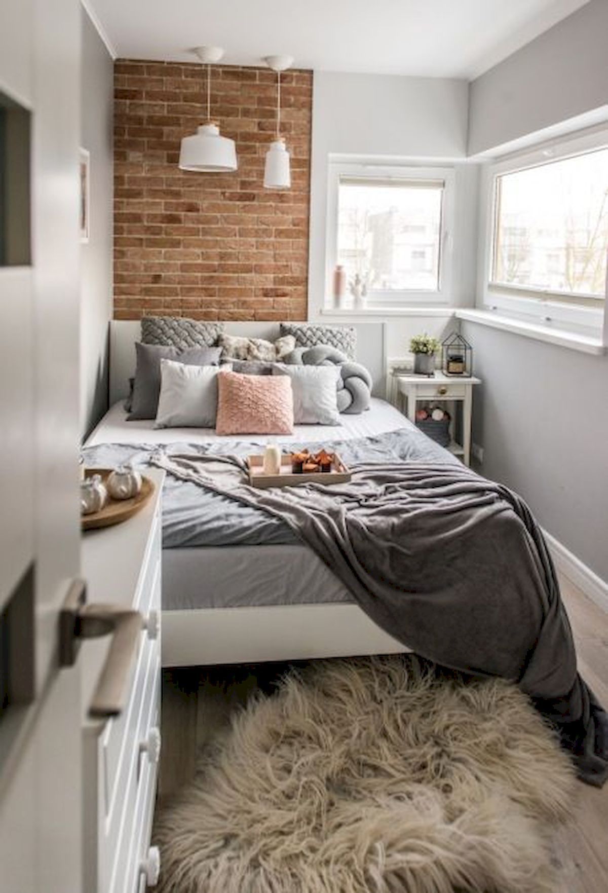 50 Stunning Small Apartment Bedroom Design Ideas and Decor -   11 small room decor Quarto ideas