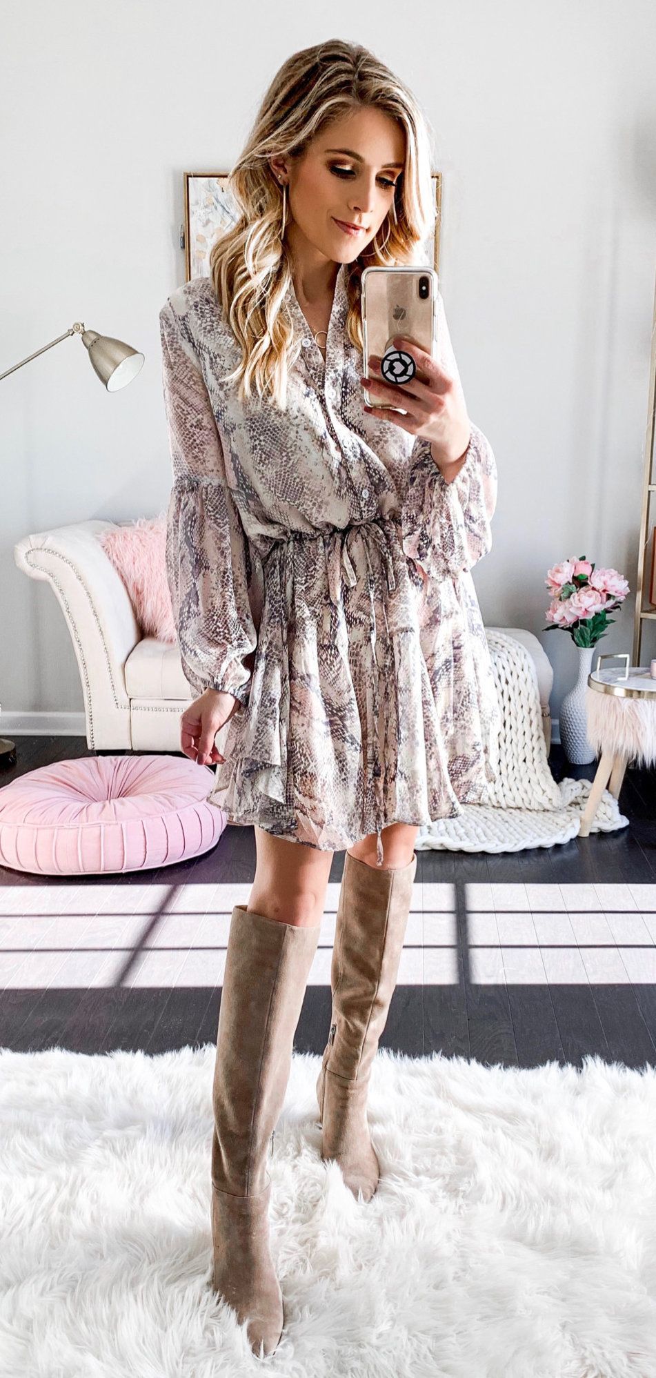 10+ Flawless Winter Outfits To Copy Now -   13 floral dress Winter ideas