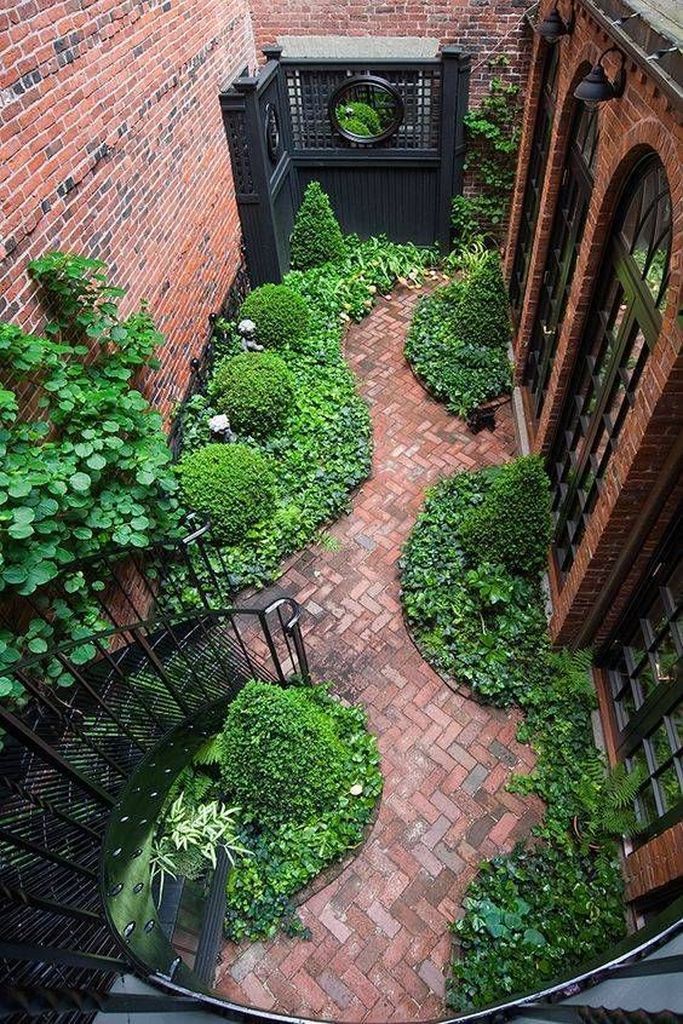 41 Inspiring Design Ideas About the Garden in Side of your Home -   13 garden design Pergola courtyards ideas
