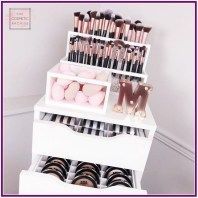25+ Best Makeup Storage Ideas for Organizing Your Makeup Items -   14 makeup Storage table ideas