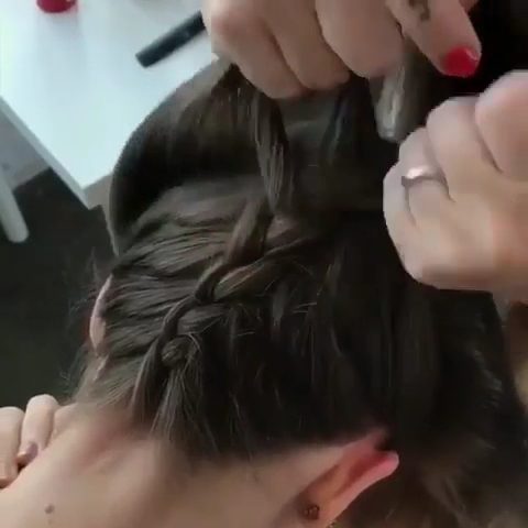 15 Penteados que Voc? Pode Fazer em 10 Minutos! -   14 messy hairstyles Videos ideas