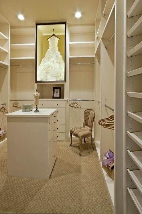 28+ DIY Simple Makeup Room Ideas, Organizer, Storage and Decorating -   15 dress Room design ideas
