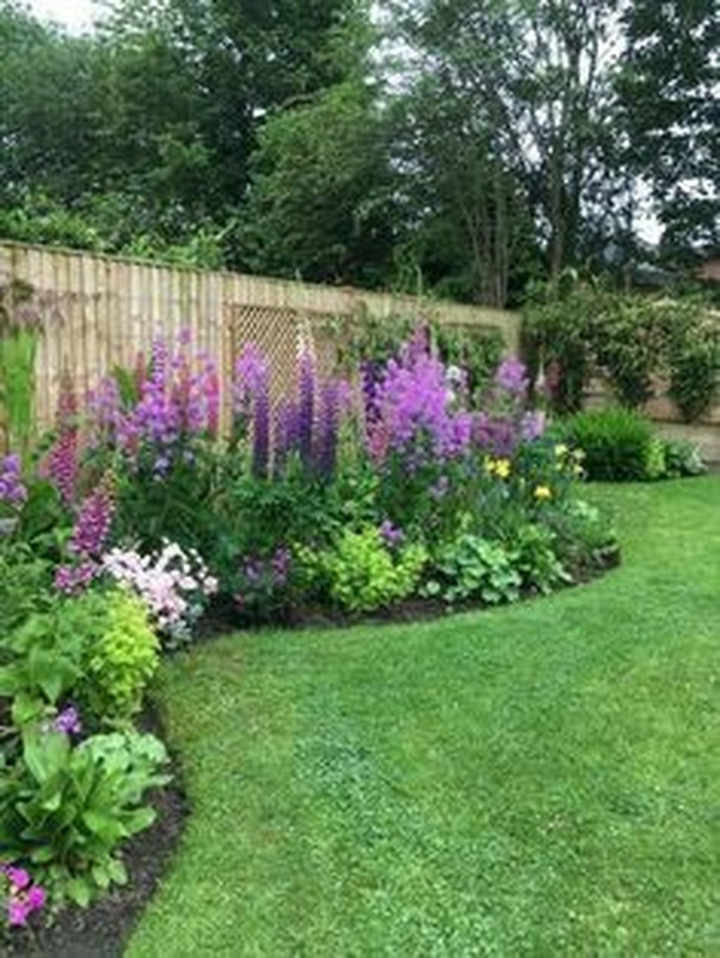 45 Easy And Low Maintenance Front Yard Landscaping Ideas -   16 plants Decoration front yards ideas