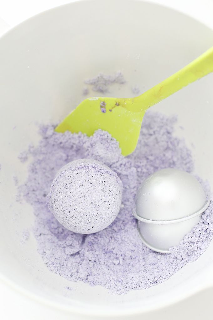 Craft: Bedtime Lavender Bath Bomb Recipe -   17 diy projects To Try homemade ideas