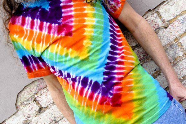 Tie Dye Patterns, Part 3: Folds -   DIY & Crafts