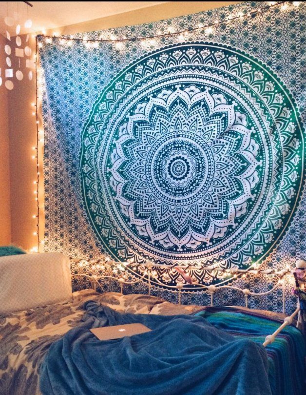Cyan Mandala Tapestry -   20 room decor Pared mandalas ideas
