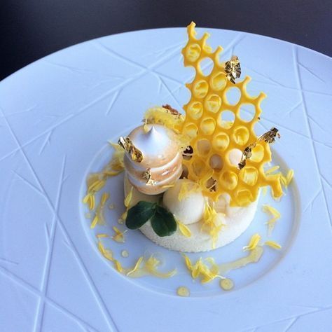 Honey, ginger, lemon. By @dgranjalop #DessertMasters -   10 desserts Plating fine dining ideas