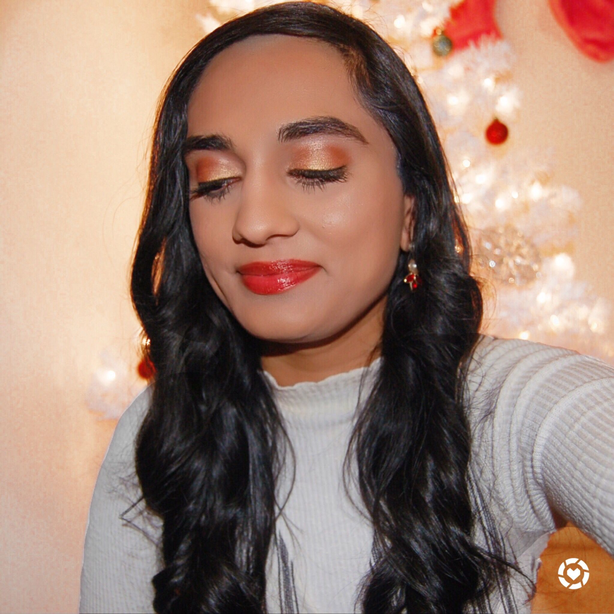 Easy Holiday Makeup Look – Sparkle & Style -   11 holiday Makeup quotes ideas