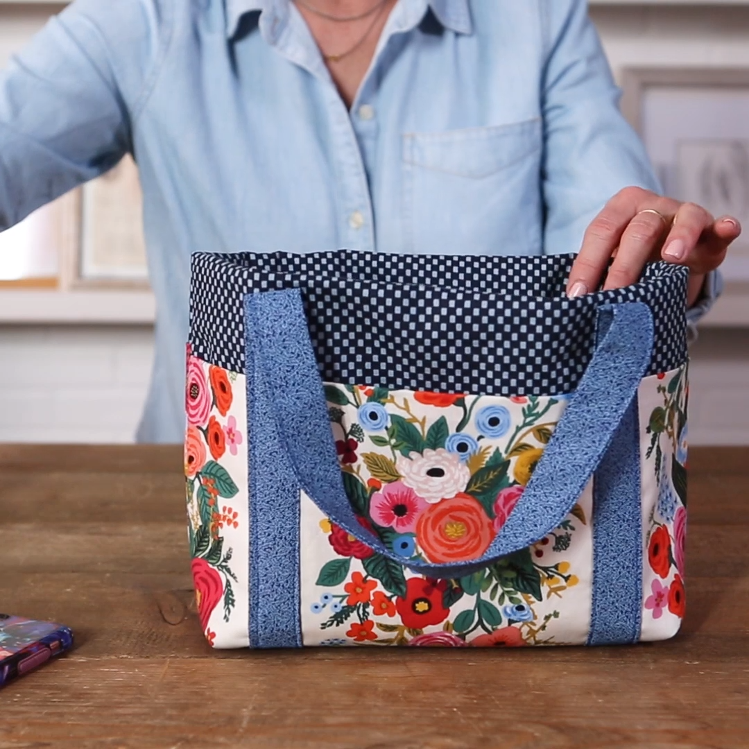 DIY Simple Six-Pocket Bag -   12 diy projects Sewing tote bags ideas