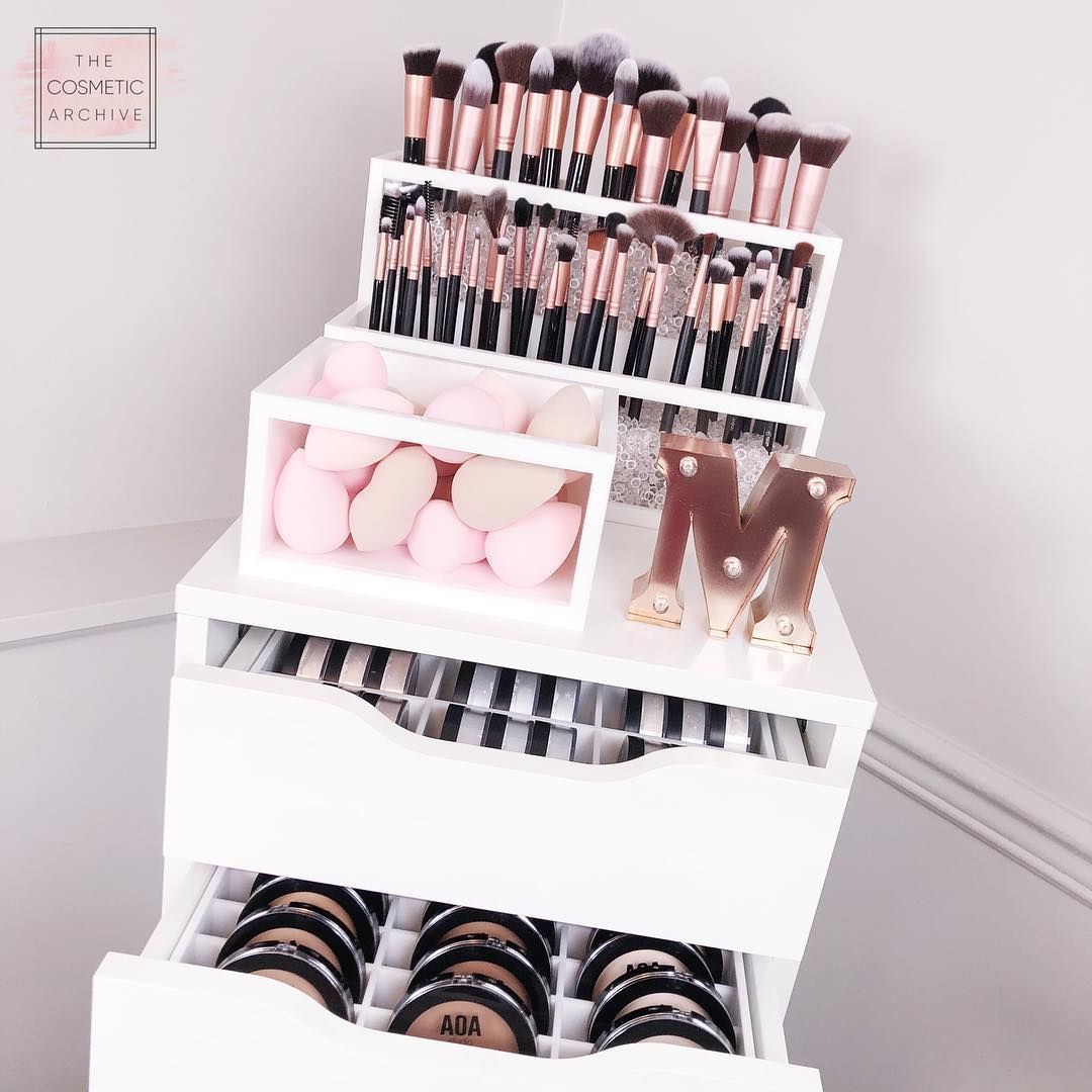 Makeup Brush Holder | Makeup Sponge Holder | Makeup Organizer | Brush Organizer | Makeup Sponge Organizer -   12 makeup Storage ideas