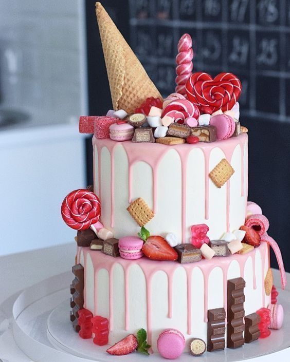 24 epic macaroon birthday cake ideas to inspire your next birthday celebrations -   13 desserts Birthday awesome ideas