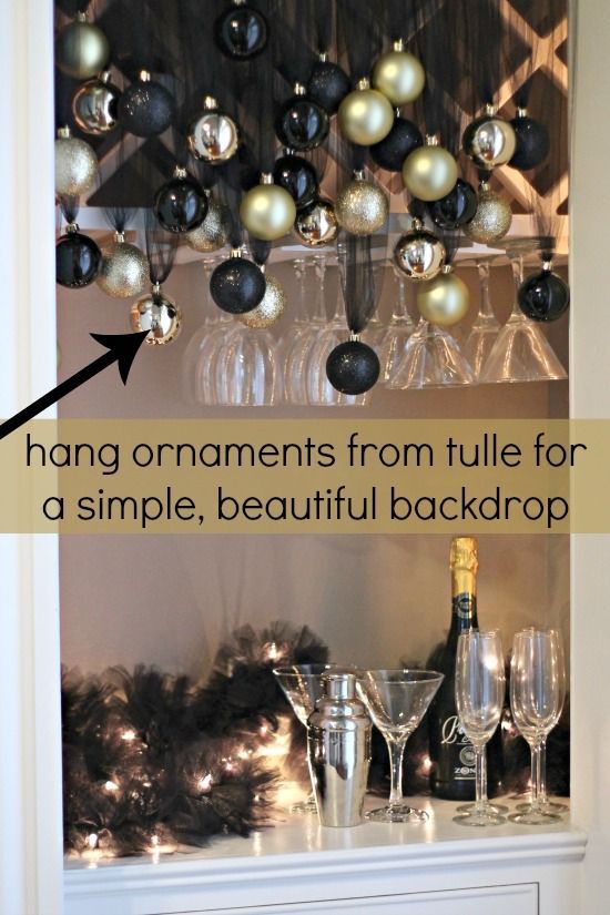 Simple, Budget-Friendly NYE Decorations -   13 holiday Party decorations ideas