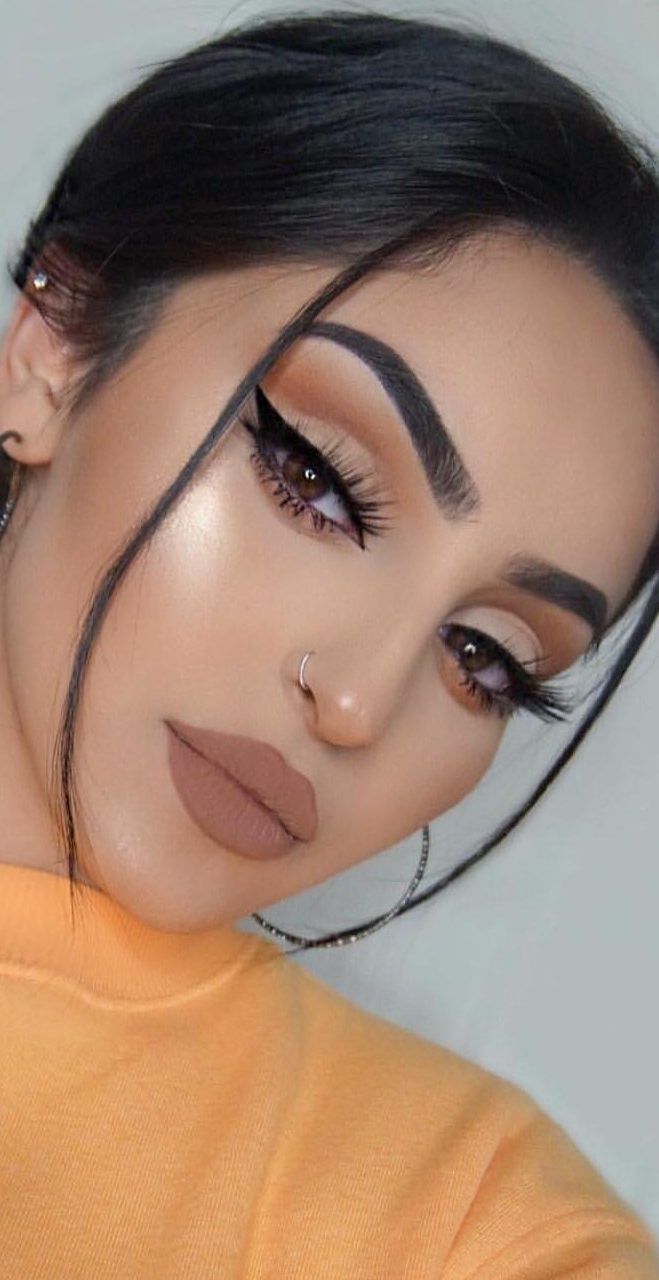 Best 29 Christmas Makeup Ideas To Copy This Season 2019 - Page 9 of 29 -   14 makeup For Brown Eyes tutorial ideas