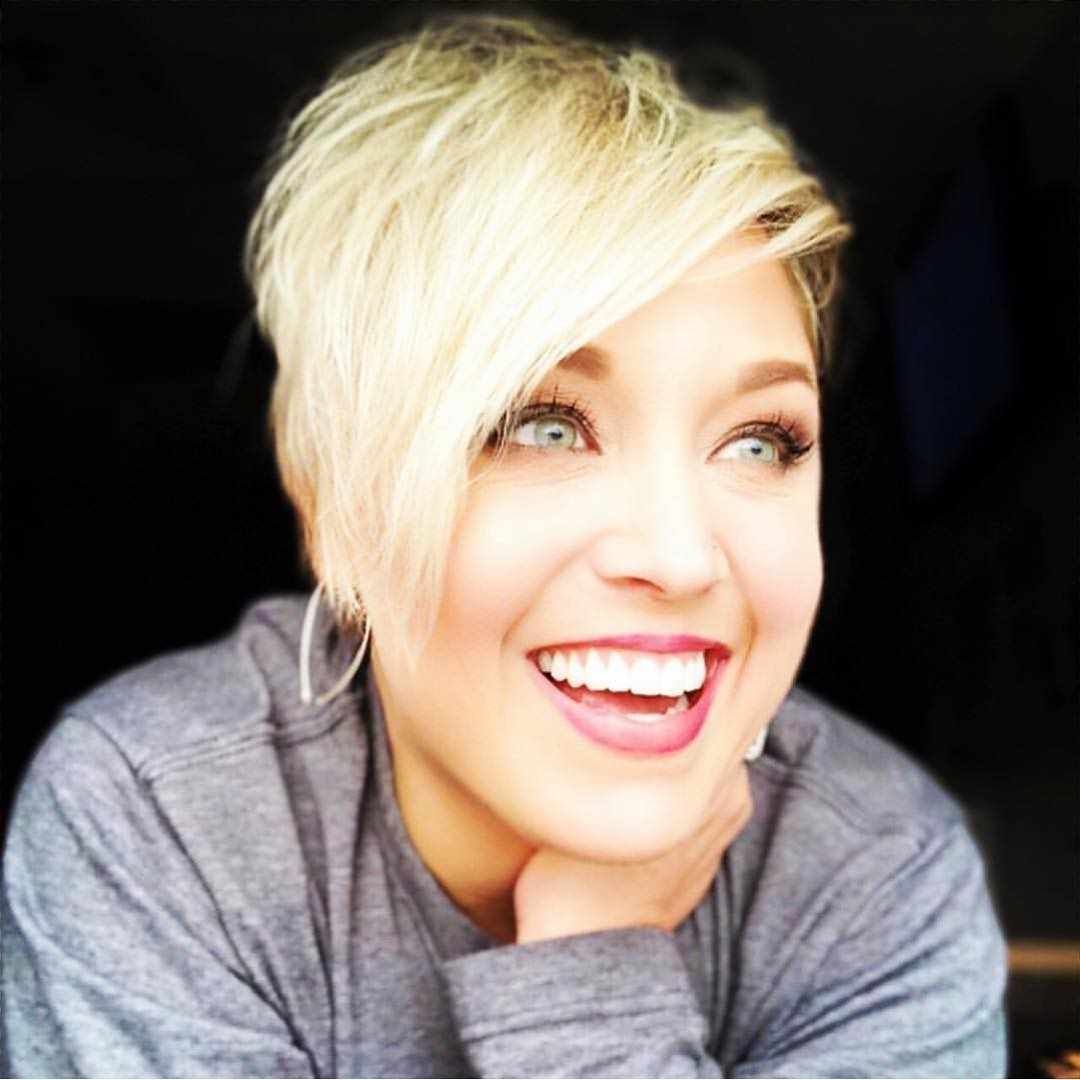 60 Short Hairstyles For Round Faces 2018-2019 -   14 party hairstyles For Round Faces ideas