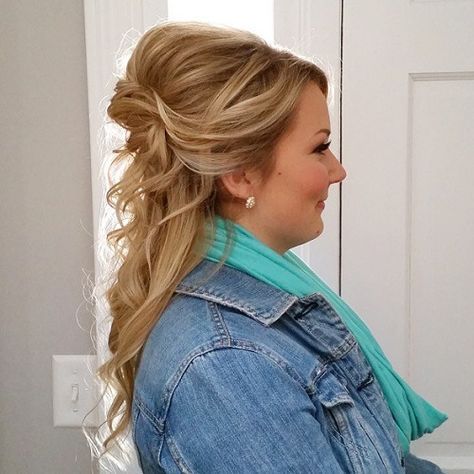 Top 60 Flattering Hairstyles for Round Faces -   14 party hairstyles For Round Faces ideas