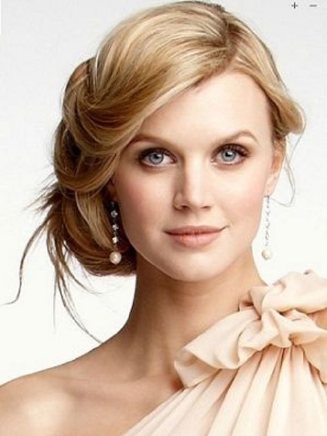 20 Best Hairstyles For Brides With Round Faces -   14 party hairstyles For Round Faces ideas