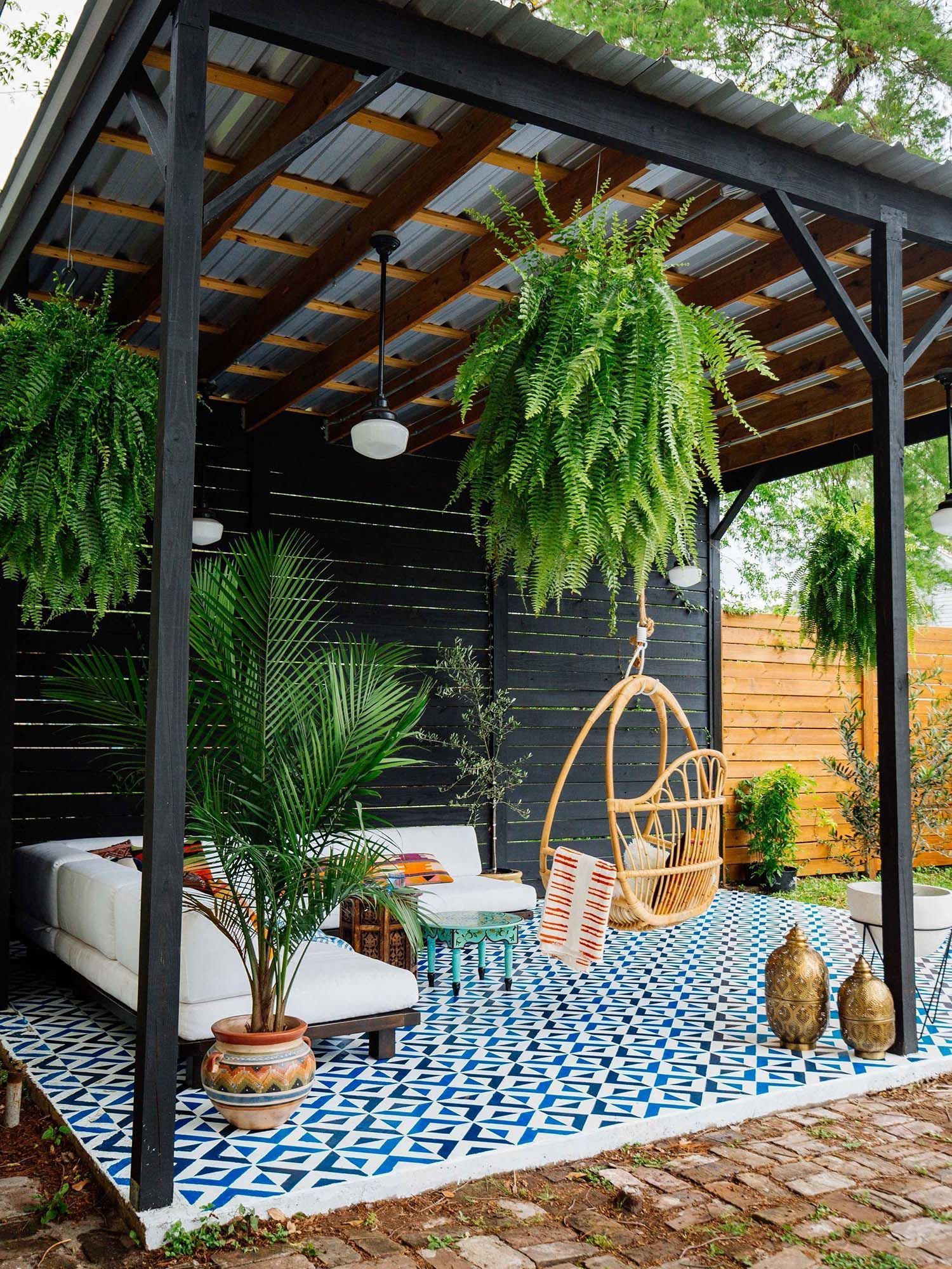 35 Brilliant and inspiring patio ideas for outdoor living and entertaining -   14 planting Room outdoor ideas