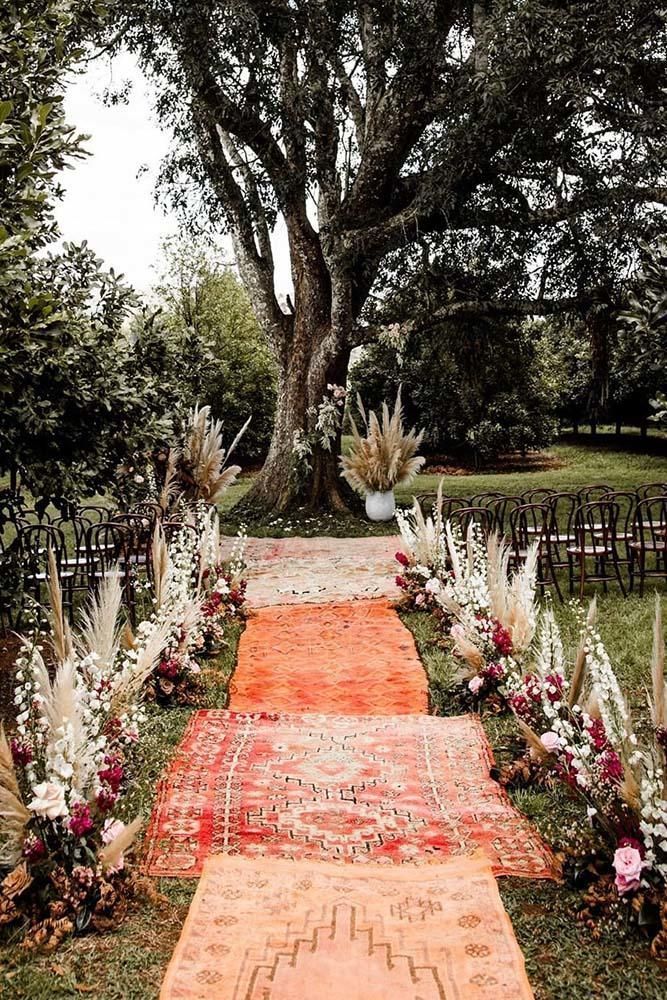 7 Traditional And Modern Wedding Ceremony Ideas For Your Wedding -   14 wedding Modern aisle ideas
