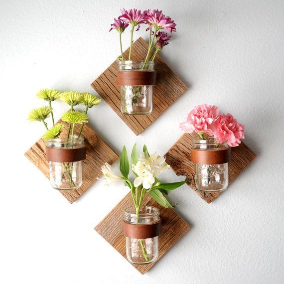 DIAMOND Rustic mason jar sconce made from weathered and reclaimed wood fence picket, leather and mason jar for your fresh summer flowers -   15 diy projects Cheap simple ideas