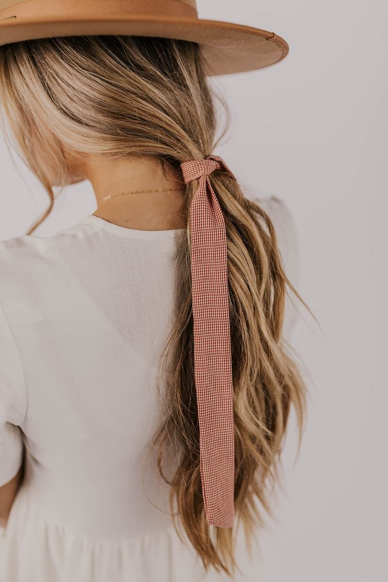 York Hair Tie -   18 lifeguard hairstyles Summer ideas