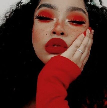 5 makeup Red aesthetic ideas