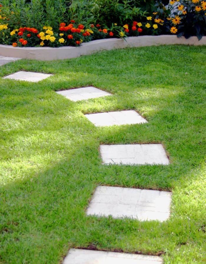 Stepping Stones For A Walkway -   9 garden design Square stepping stones ideas