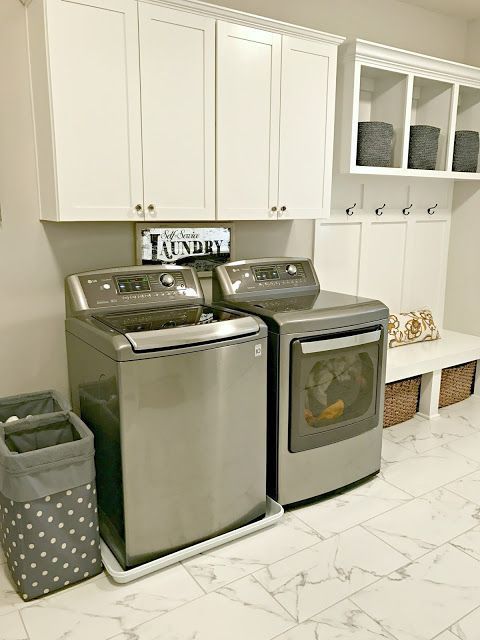 Our mud room laundry room combo (this time I love it!) (Thrifty Decor Chick) -   11 fitness Room pantries ideas