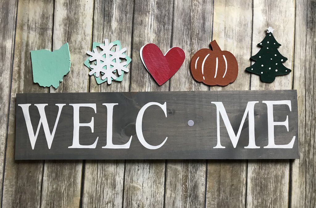 Interchangeable holiday signs -   16 holiday Signs vinyls ideas