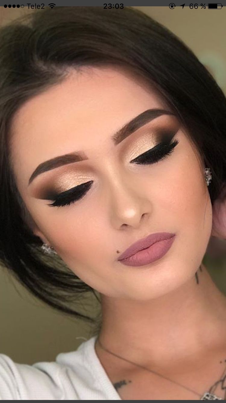 37 Beautiful Neutral Makeup Ideas for the Prom Party -   17 makeup Prom ideas