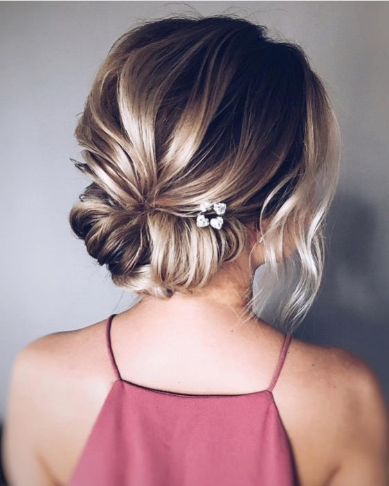 31 Wedding Guest Hair Ideas That Inspire -   17 wedding hairstyles Short ideas