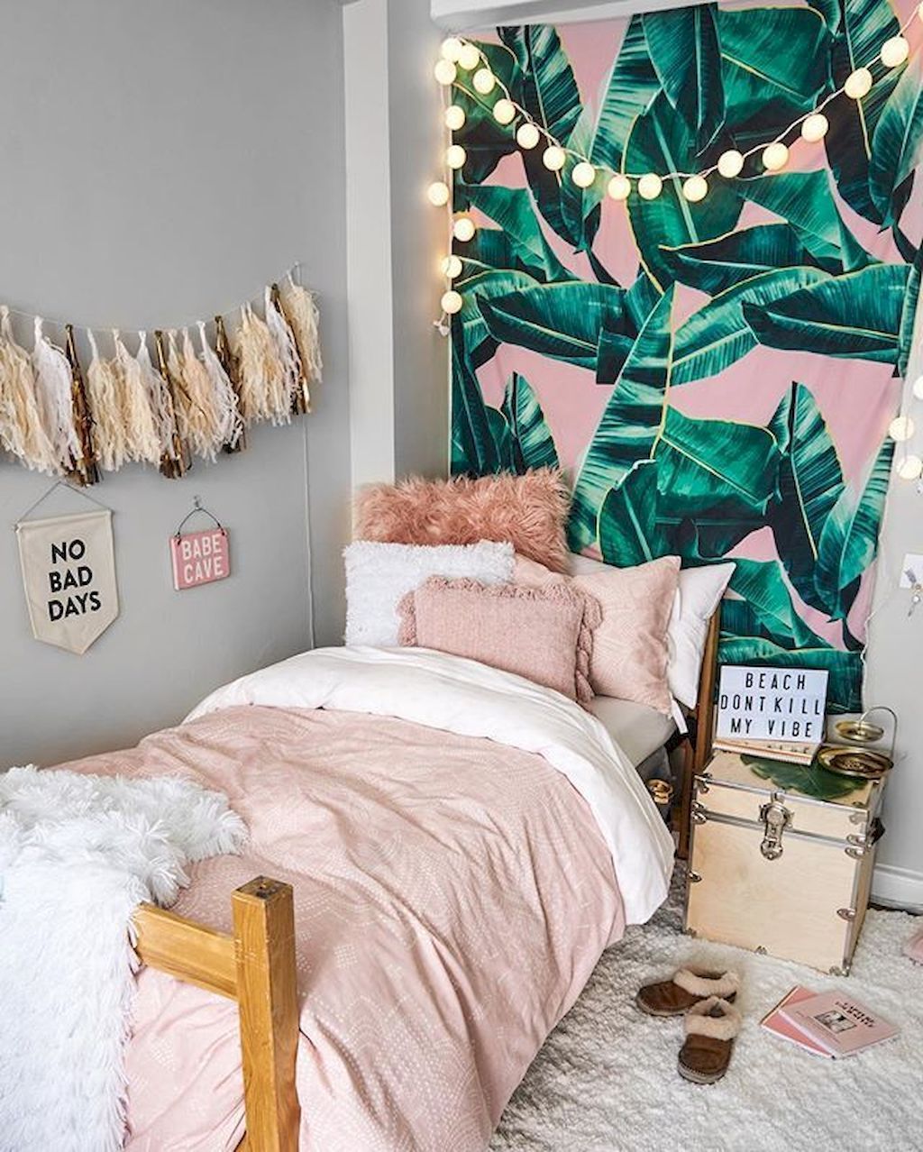 75 Cute Dorm Room Decorating Ideas on A Budget -   18 room decor Escritorio vintage ideas