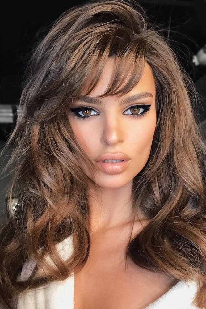 18 Looks With Side Bangs – A Detail That Can Enhance Your Image -   19 hairstyles Long layers ideas