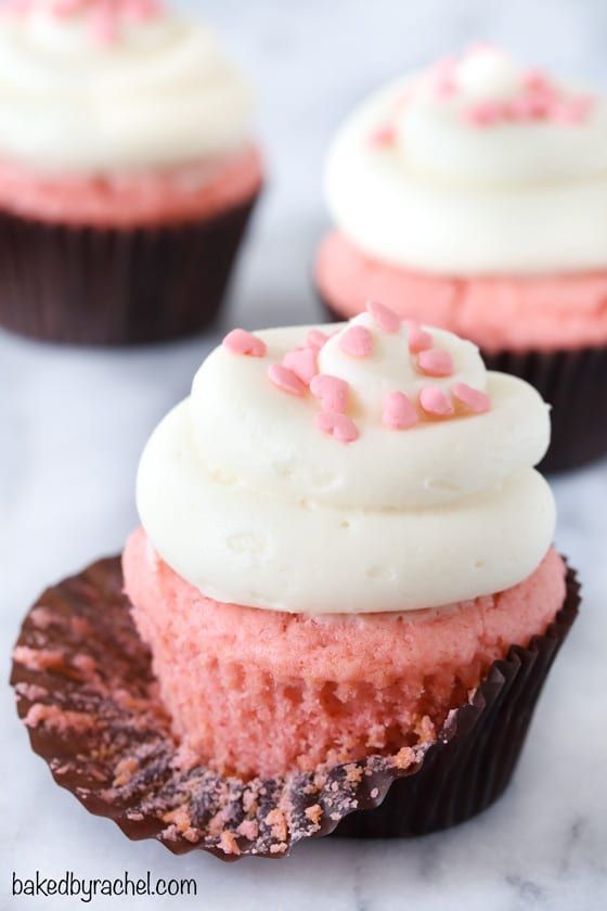 Pink Velvet Cupcakes Are A Fun Twist On The Original -   10 cup cake Pink ideas