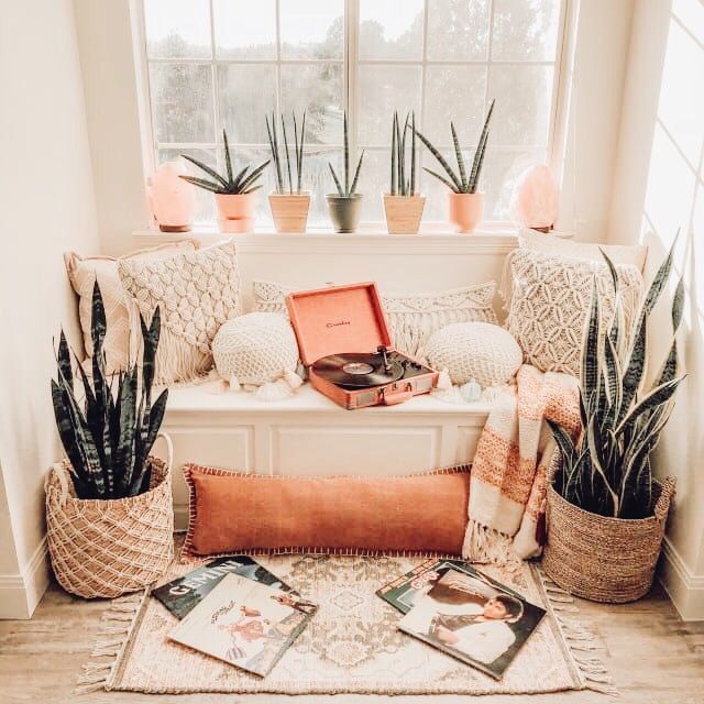 apartmenttherapy.com -   10 room decor Boho plants ideas