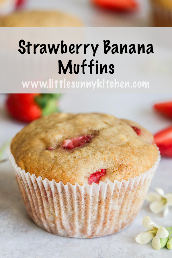 Strawberry Banana Muffins -   12 desserts Strawberry ovens ideas