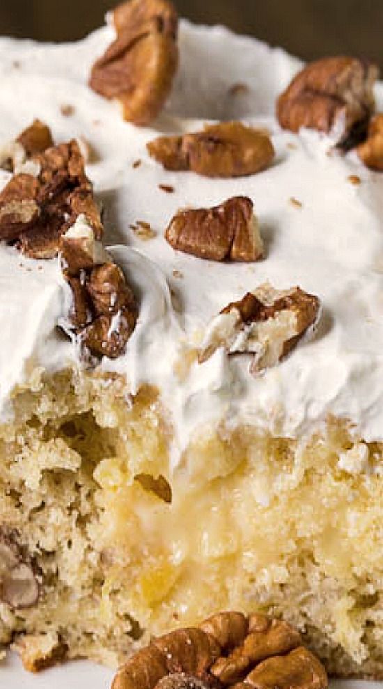Hummingbird Poke Cake -   13 desserts Potluck yellow cakes ideas
