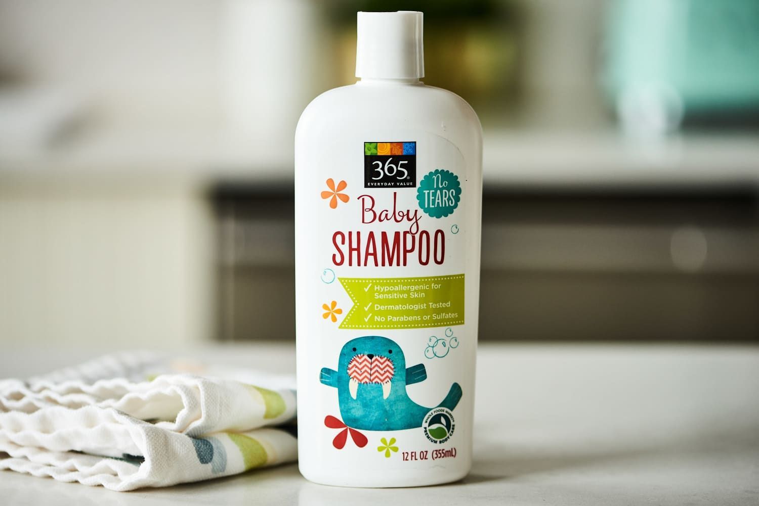 If You Ever Do Laundry or Wear Makeup, You Need Some Baby Shampoo -   13 makeup Easy baby shampoo ideas