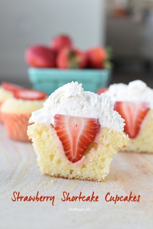 Strawberry Shortcake Cupcakes -   14 cup cake Strawberry ideas