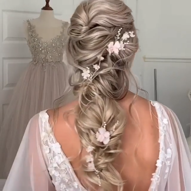 Very romantic hair braid! -   18 hair Videos tutorial ideas