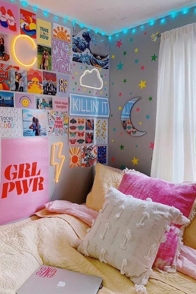 18 Lovely Dorm Room Ideas To Tare Room D?cor To The Next Level -   19 room decor Wall bedroom ideas