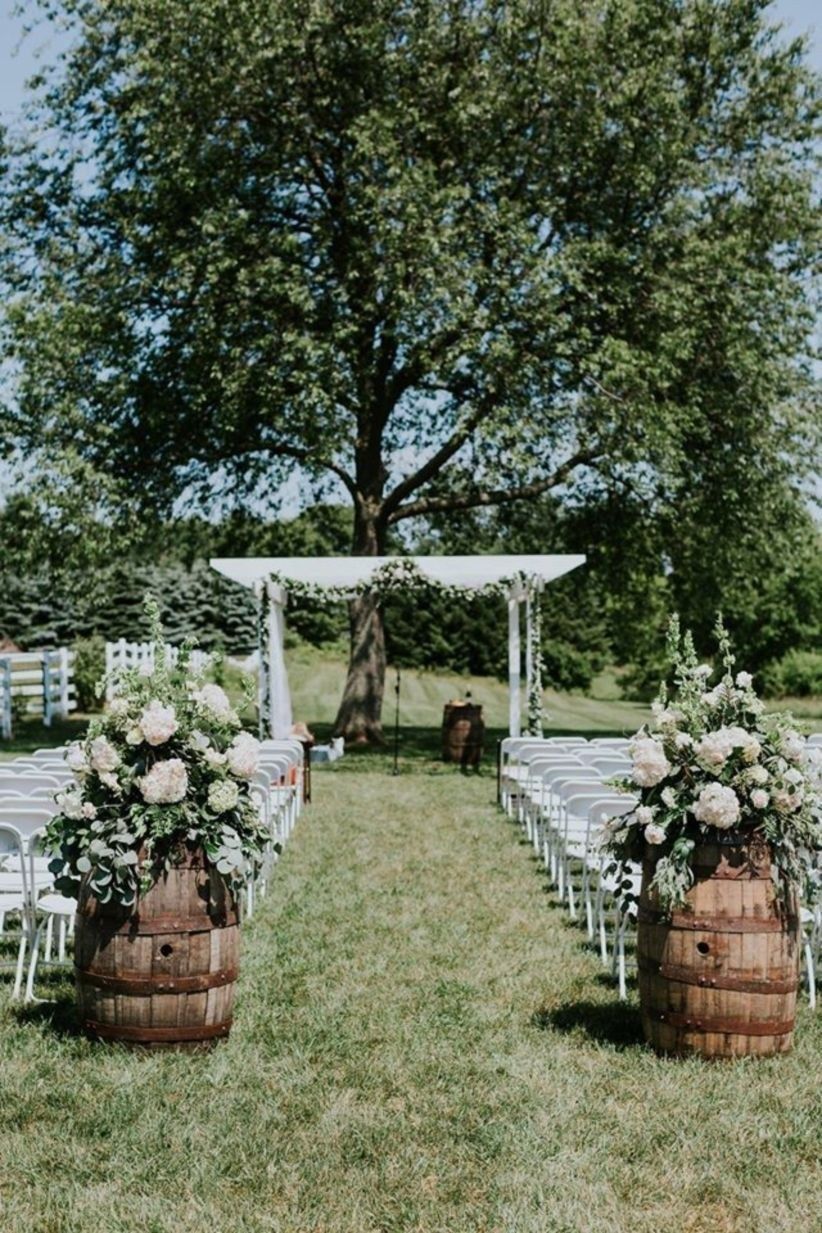 48 Rustic Backyard Outdoor Wedding Ideas -   19 wedding Simple ideas