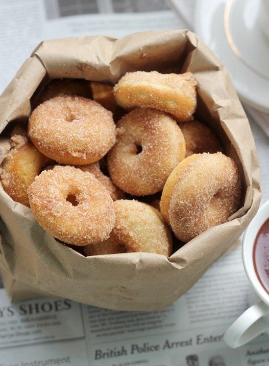 Baked Cinnamon Sugar Mini Donuts -   8 desserts Mini baked donuts ideas