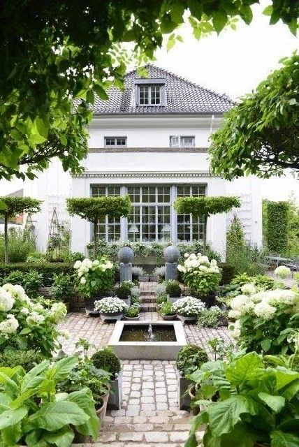 35 Amazing English Garden Landscaping Ideas Awesome Indoor Outdoor -   12 garden design Indoor outdoors ideas