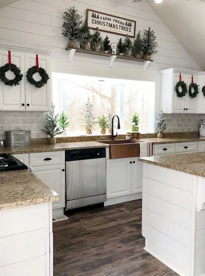 12 holiday Decorations kitchen ideas