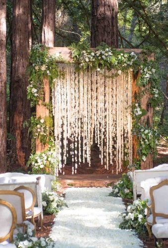 12 wedding Forest backdrop ideas