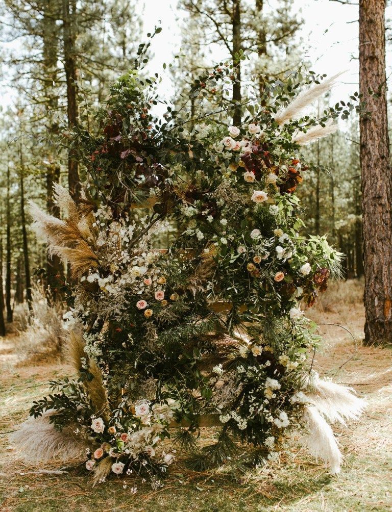 Modern + Edgy Forest Wedding in Northern California -   12 wedding Forest backdrop ideas