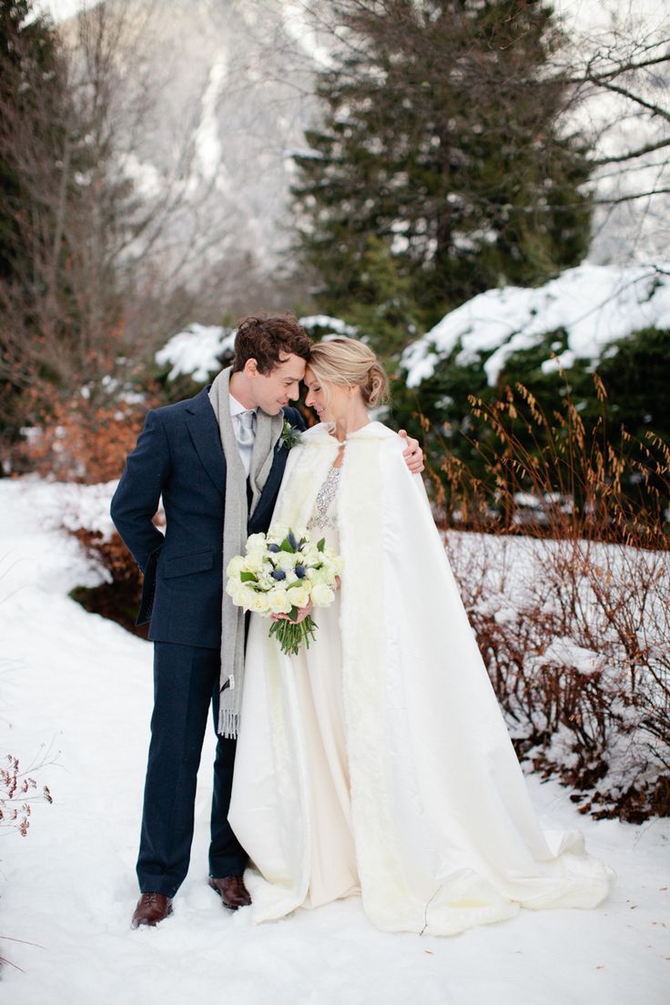 13 wedding Winter photography ideas