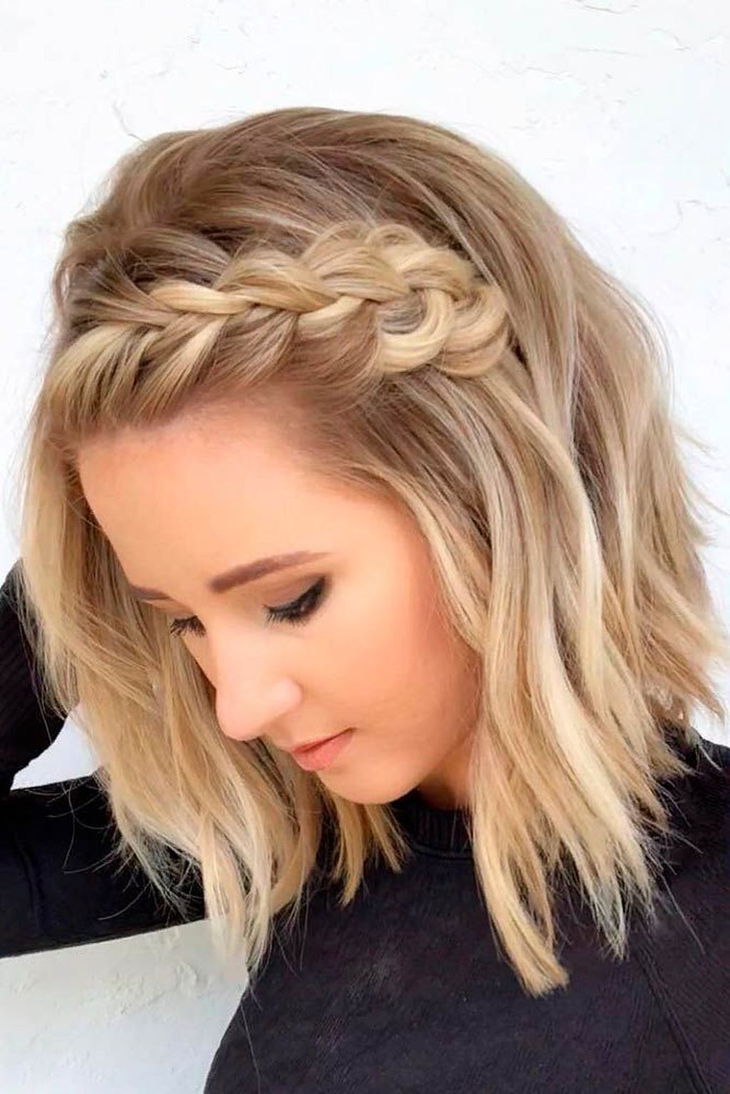 40 Inspiring Medium Length Hairstyles Ideas Which You Will Love -   14 hairstyles For Medium Length Hair waves ideas